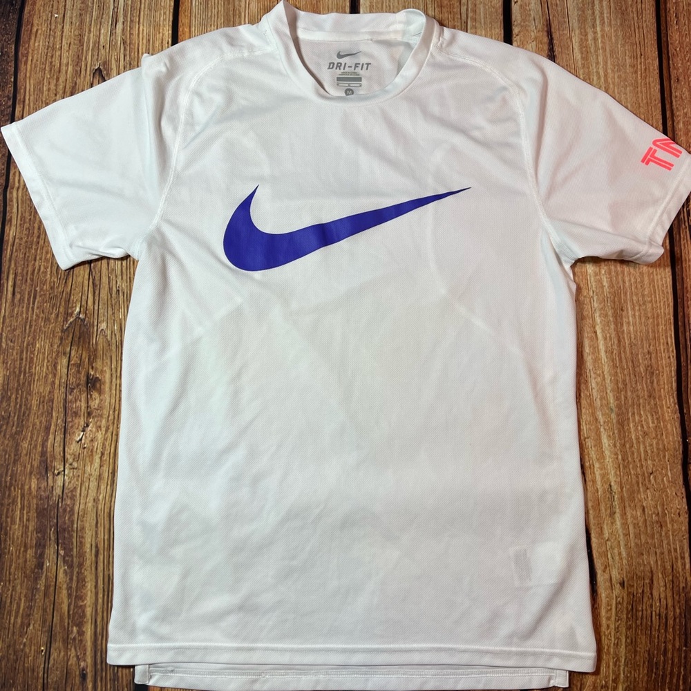 Nike Dri-FIT Men’s Tennis T-Shirt White Tee Size Medium Summer Lightweight